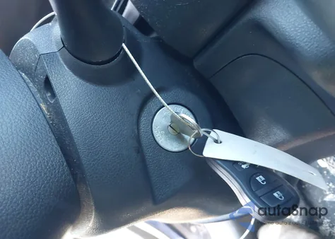 2019 Nissan Versa 1.6 Sv z USA, uszkodzony, nr VIN 3N1CN7AP9KL856795